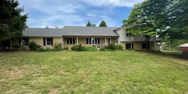 19240 WALSH FARM LANE