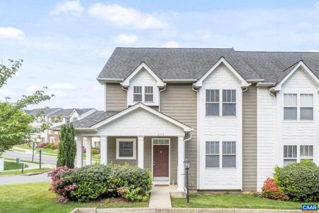 2153 SARANAC CT