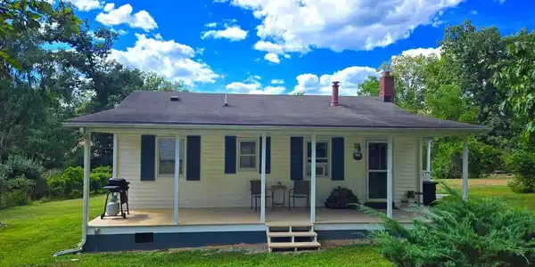 117 LAKE VIEW DRIVE