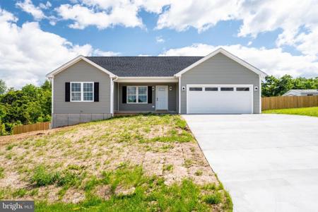 407 LEOLA LOOP