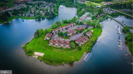 3 SKI HARBOR DR.