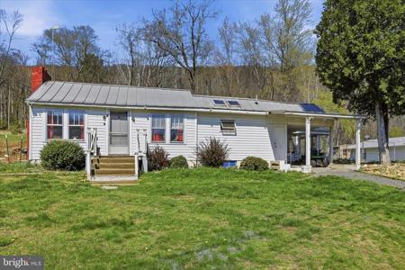 8892 CARPERS PIKE