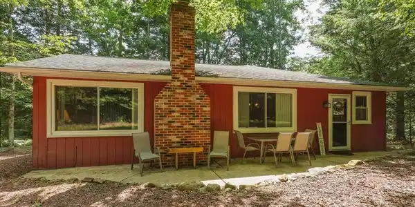 3 DEER TRAIL LANE