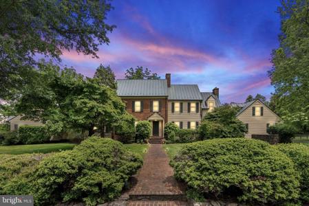 10052 POSSUM HOLLOW DRIVE