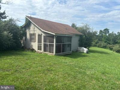 539 WHISPERING PINES WAY