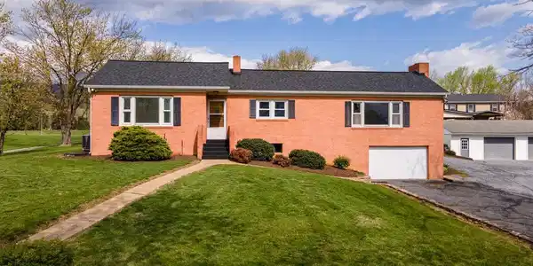 10370 SPOTSWOOD TRAIL