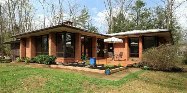 219 RONAN DRIVE
