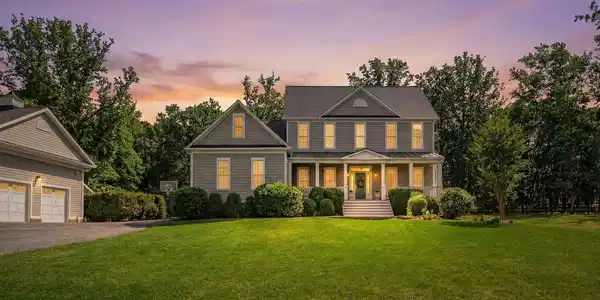 18940 AIRMONT ROAD