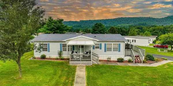 86 SAM BROOKE CIRCLE