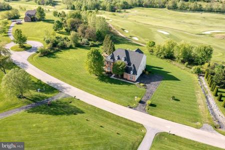 4202 MARYLAND COURT