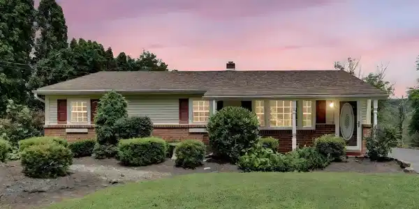 118 DONALD AVENUE