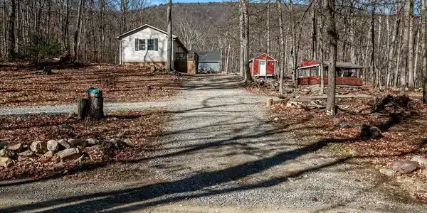 815 PHEASANT DRIVE