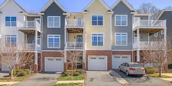 2420 WINTHROP DR