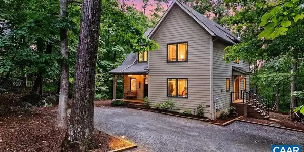 1707 LAUREL SPRINGS DR