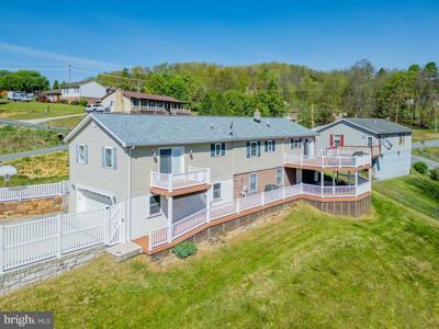 439 DOGWOOD DRIVE