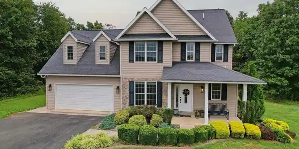 194 MEADOWLAND DRIVE