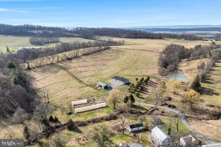 6196 WAGGONERS GAP ROAD