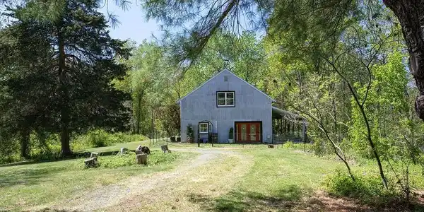 4177 ROLLING RD