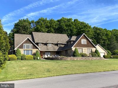 206 PINECREST DRIVE