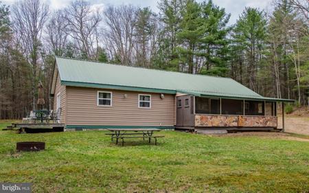 220 GILLENS ROAD
