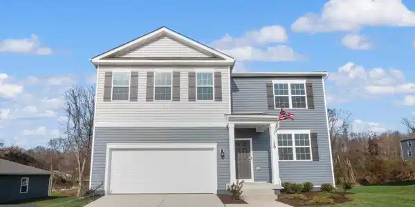 124 WOODFORD DRIVE