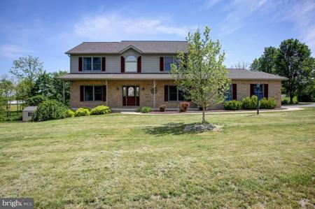 205 SANDOESHIRE LANE
