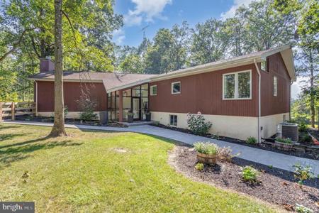 840 BELMONT ROAD