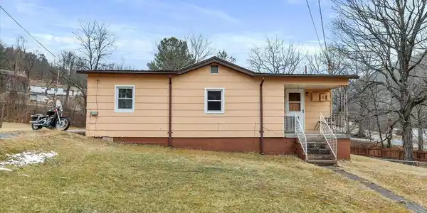 48 WAYLAND DRIVE