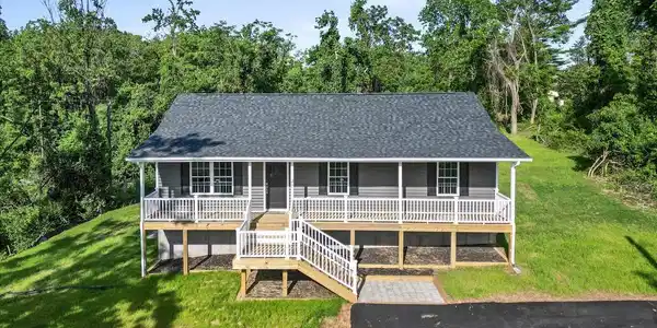 47 SNOWBIRD COURT