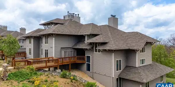 3232 NORTH RIDGE CONDOS