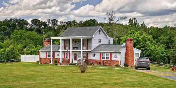 795 HIDEAWAY FARMS ROAD