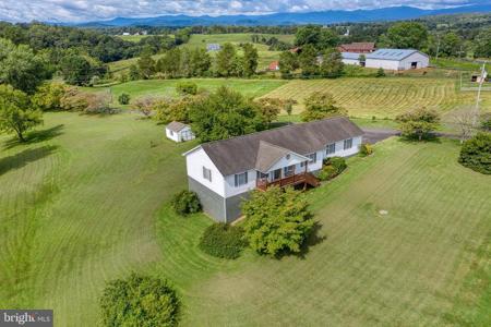 13151 BERRY LANE