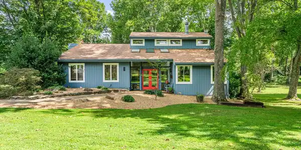 39434 SNICKERSVILLE TURNPIKE