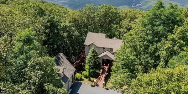 76 CRAB ORCHARD LN