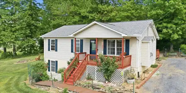 126 CLIFFSIDE ROAD