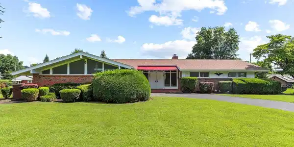 845 MOUNTAIN VIEW ROAD