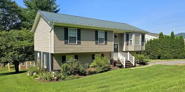 336 BLANKENBAKER ROAD