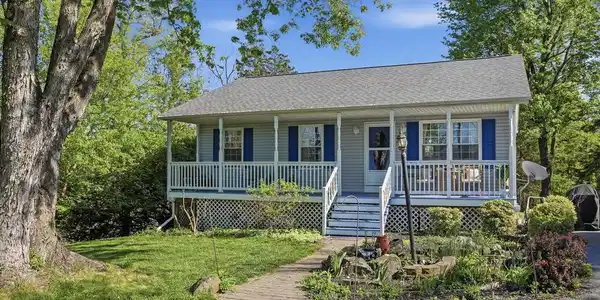 380 GRANNY SMITH ROAD