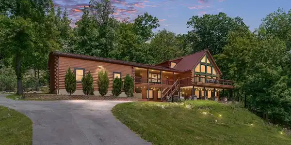 623 SHENANDOAH VALLEY DRIVE