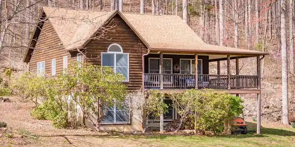 4893 WEAKLEY HOLLOW RD