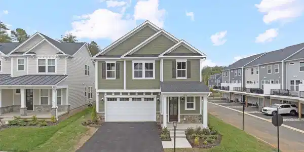 24 SABLEWOOD DR