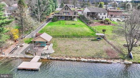 464 WYNONAH DRIVE