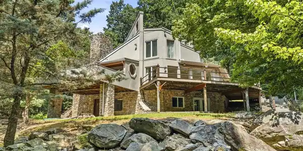 191 HIGH ROCK ROAD