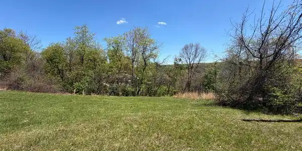 890 RED OAK COVE