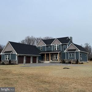 11 MAPLE HILL LANE