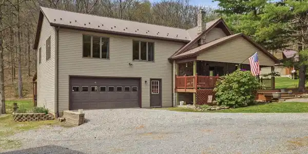 13375 UPPER STRASBURG