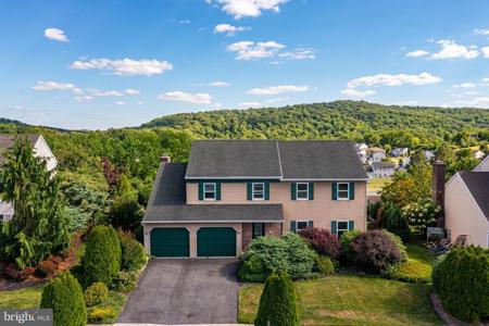 41 FLINT RIDGE DRIVE
