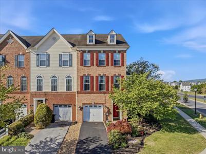 100 DARDEN COURT