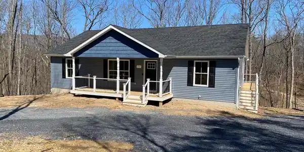 256 ROUNDTOP LN