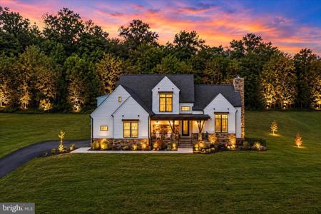 288 ELEGANT DRIVE